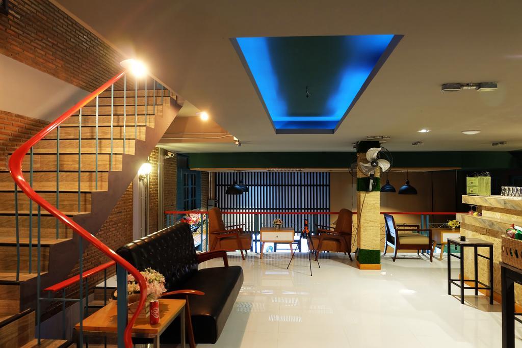 Отель Bann Aom Boutique Pranburi Экстерьер фото