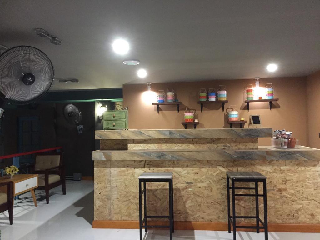 Отель Bann Aom Boutique Pranburi Экстерьер фото